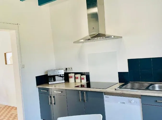 Le Petit De La Ferme Du Raz Blanchard