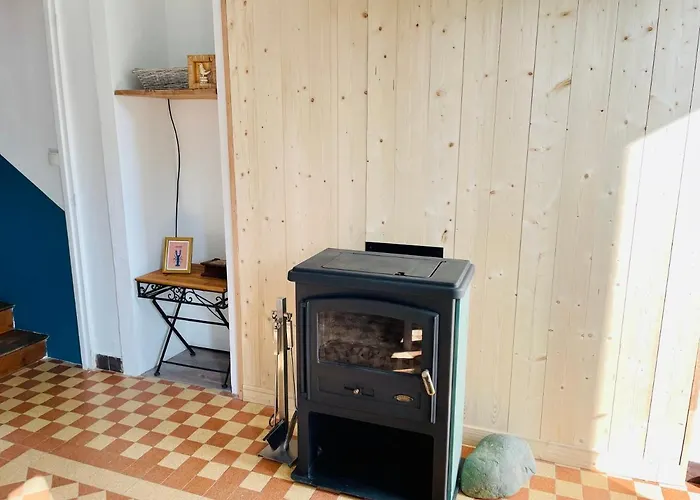 Le Petit De La Ferme Du Raz Blanchard *